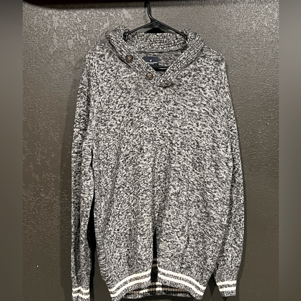 American Eagle men’s sweater XLT